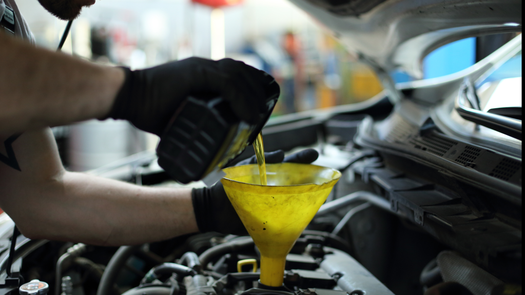 oil change at Kingsway Service Centre